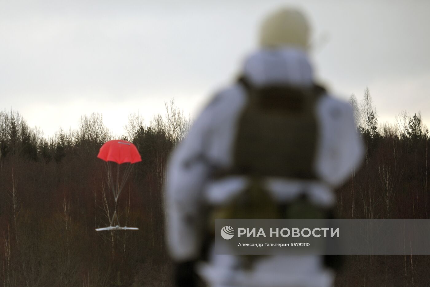 Тактико-специальные учения на полигоне "Дубровка" в Псковской области