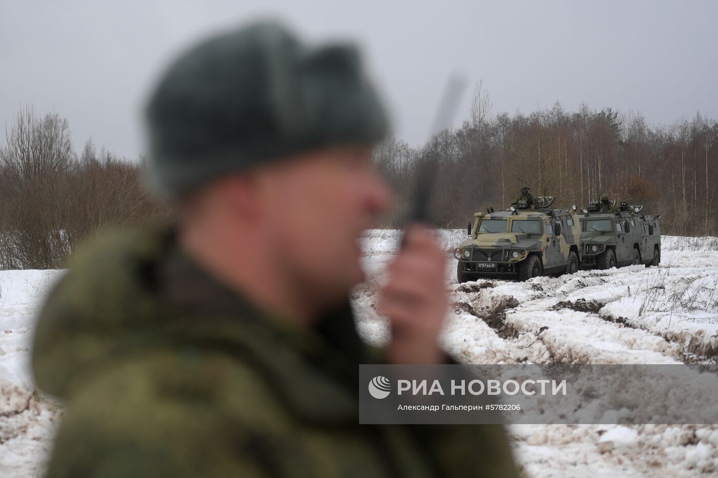 Тактико-специальные учения на полигоне "Дубровка" в Псковской области