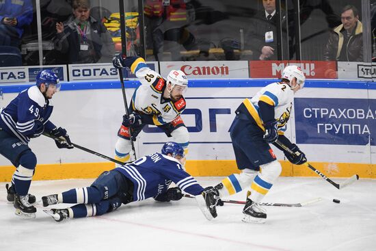 Хоккей. КХЛ. Матч "Динамо" - "Сочи"