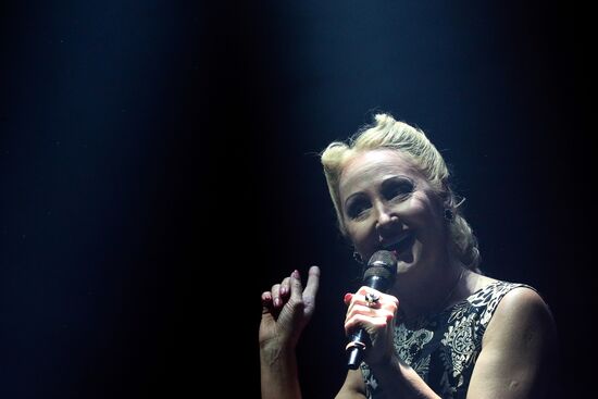 Спектакль "Памятник неизвестному стиляге" в театре "У Никитских ворот"