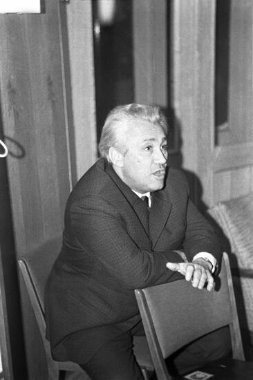 Советский писатель Ю. М. Нагибин
