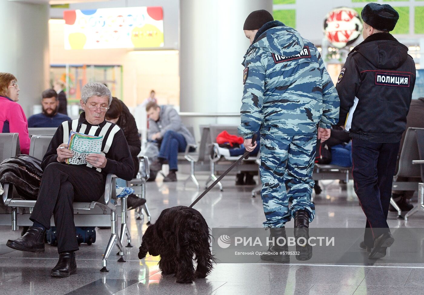 Работа линейного отдела транспортной полиции аэропорта Внуково 