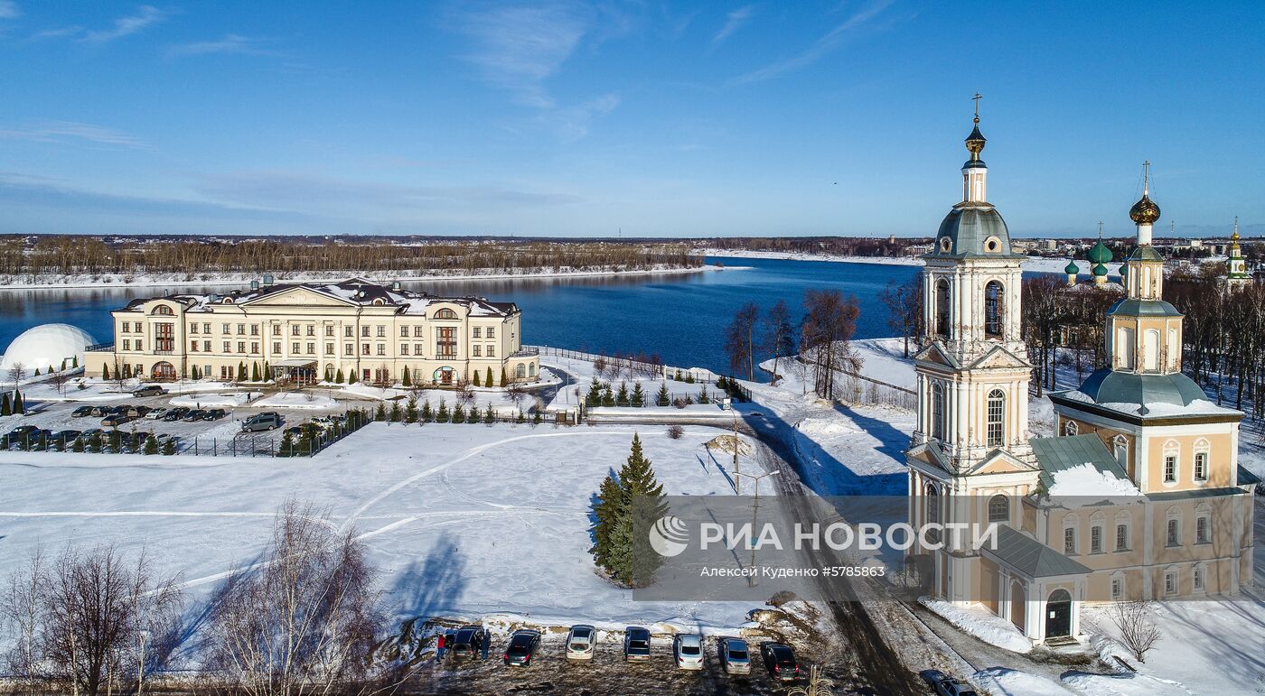 Города России. Углич