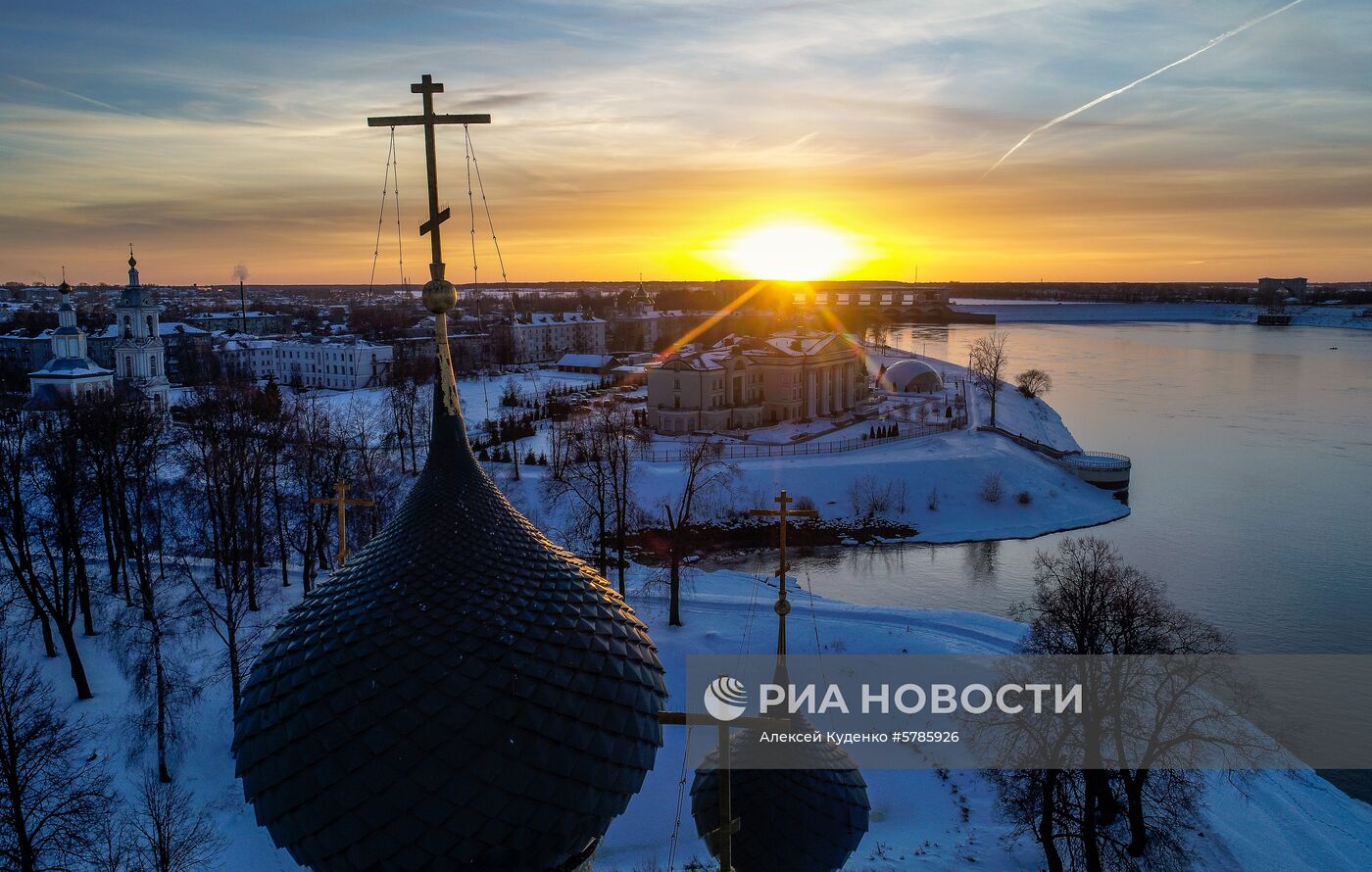 Города России. Углич