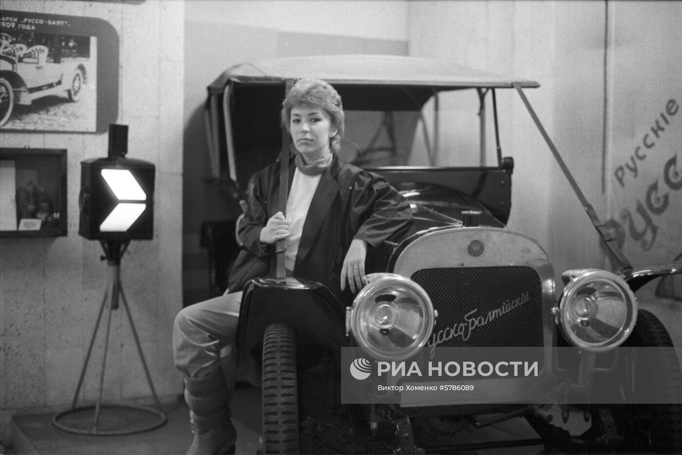 Выставка старинных автомобилей