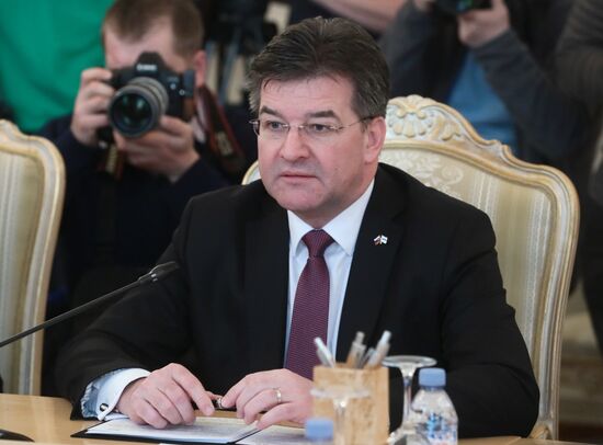 Встреча глав МИД РФ и Словакии С. Лаврова и М. Лайчака