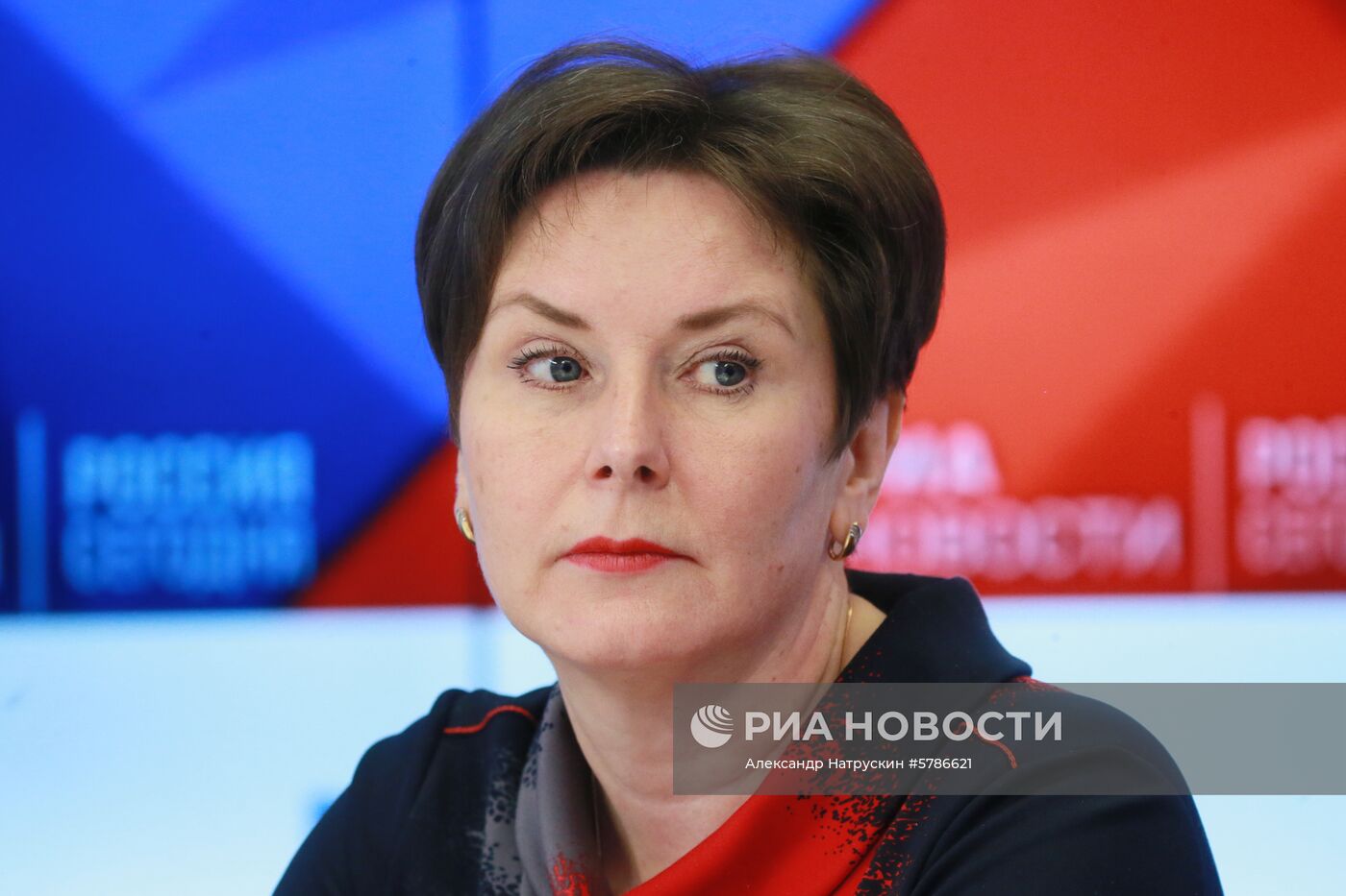 Круглый стол в формате видеомоста Москва – Новосибирск – Барнаул на тему: "Промежуточные итоги прохождения отопительного сезона"