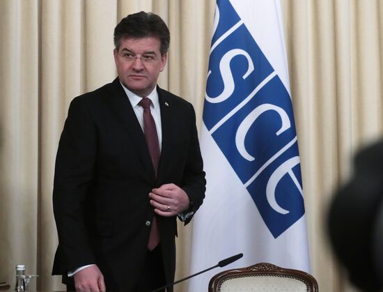 Встреча глав МИД РФ и Словакии С. Лаврова и М. Лайчака