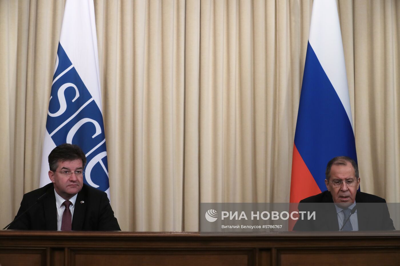 Встреча глав МИД РФ и Словакии С. Лаврова и М. Лайчака