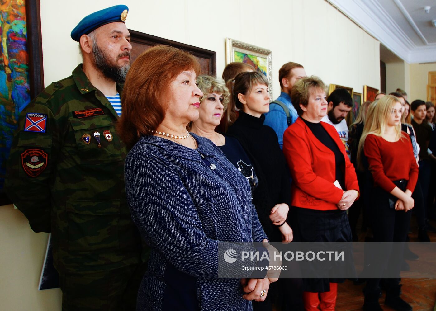 Выставка фоторабот Андрея Стенина в ЛНР