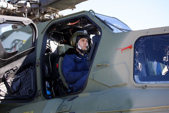 Учебно-тренировочные полеты экипажей армейской авиации ЮВО 