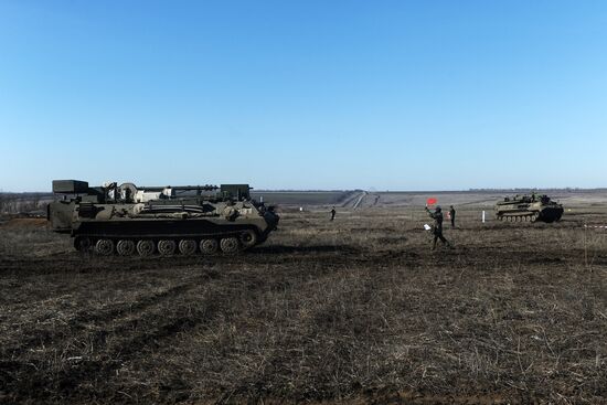 Конкурс полевой выучки "Электронный рубеж" в Ростовской области