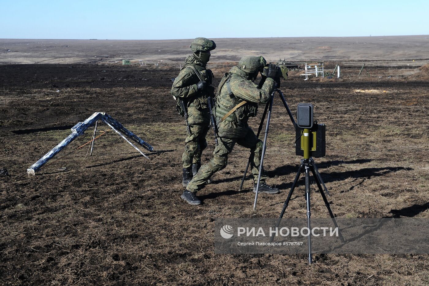 Конкурс полевой выучки "Электронный рубеж" в Ростовской области