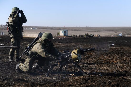 Конкурс полевой выучки "Электронный рубеж" в Ростовской области