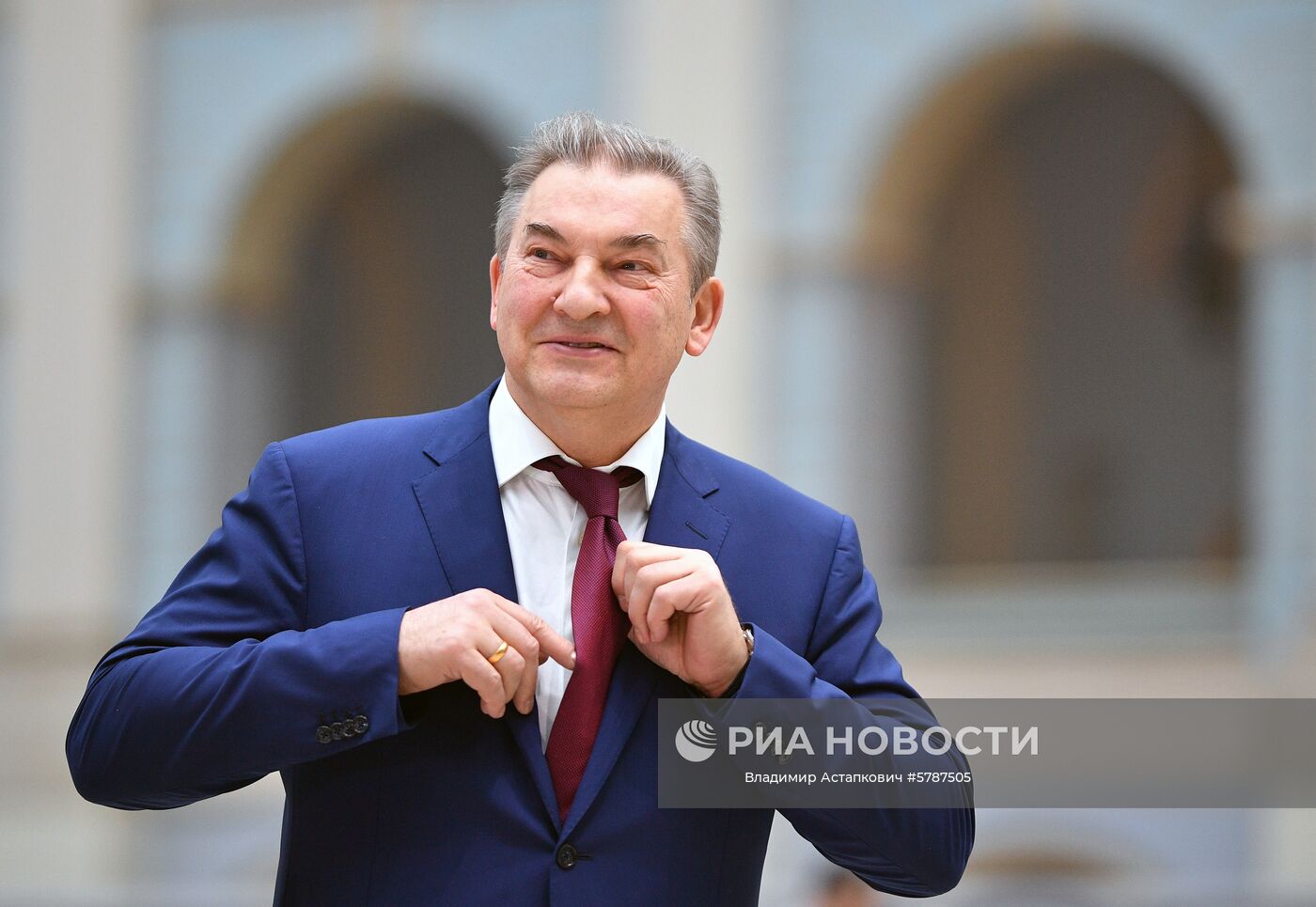 Ежегодное послание президента РФ В. Путина Федеральному Собранию
