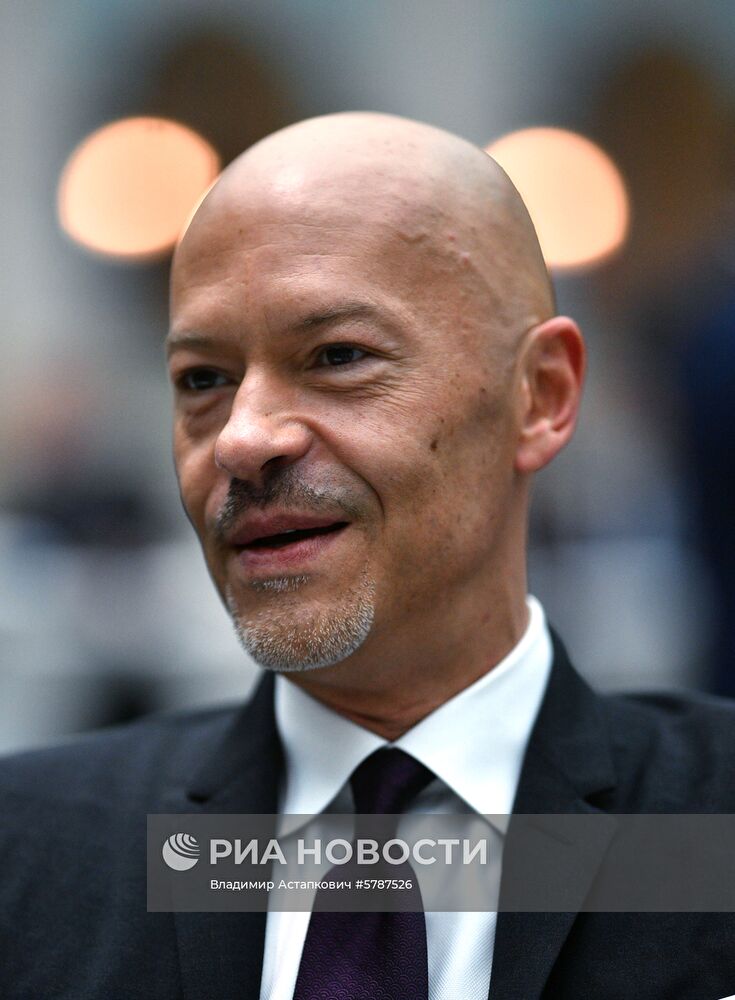 Ежегодное послание президента РФ В. Путина Федеральному Собранию