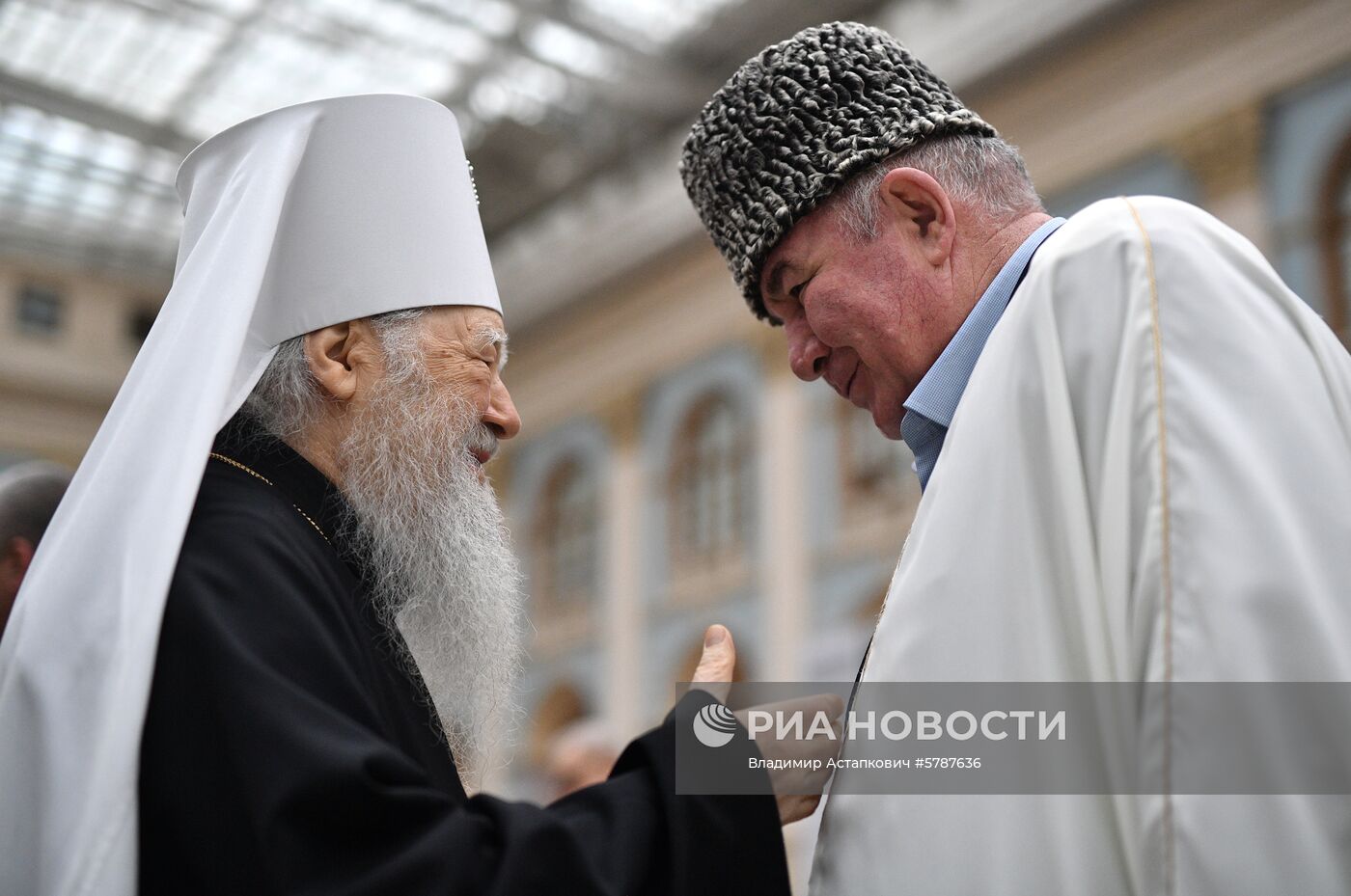 Ежегодное послание президента РФ В. Путина Федеральному Собранию