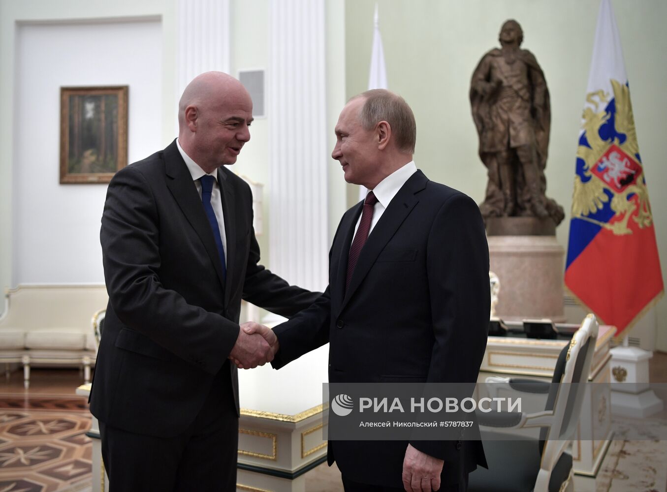 Встреча президента РФ В. Путина с президентом ФИФА Д. Инфантино