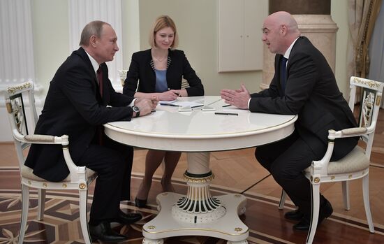 Встреча президента РФ В. Путина с президентом ФИФА Д. Инфантино