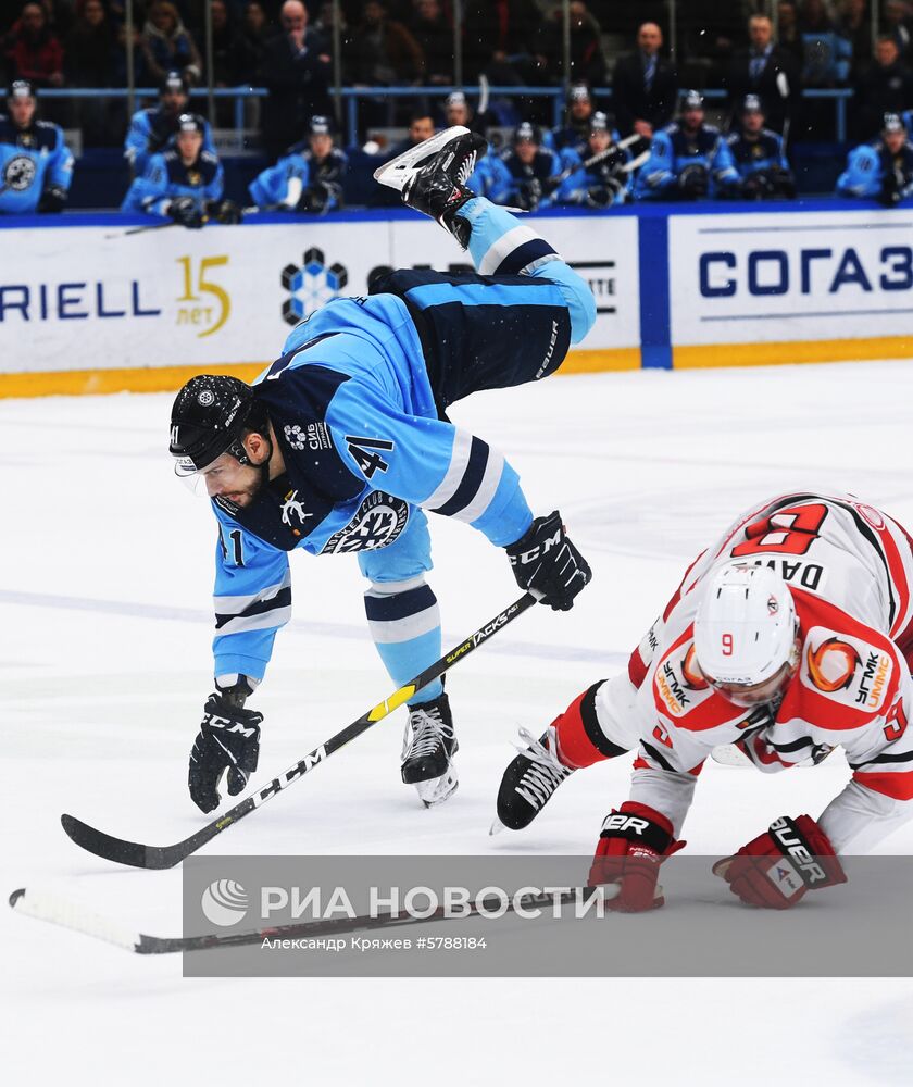 Хоккей. КХЛ. Матч "Сибирь" - "Автомобилист"