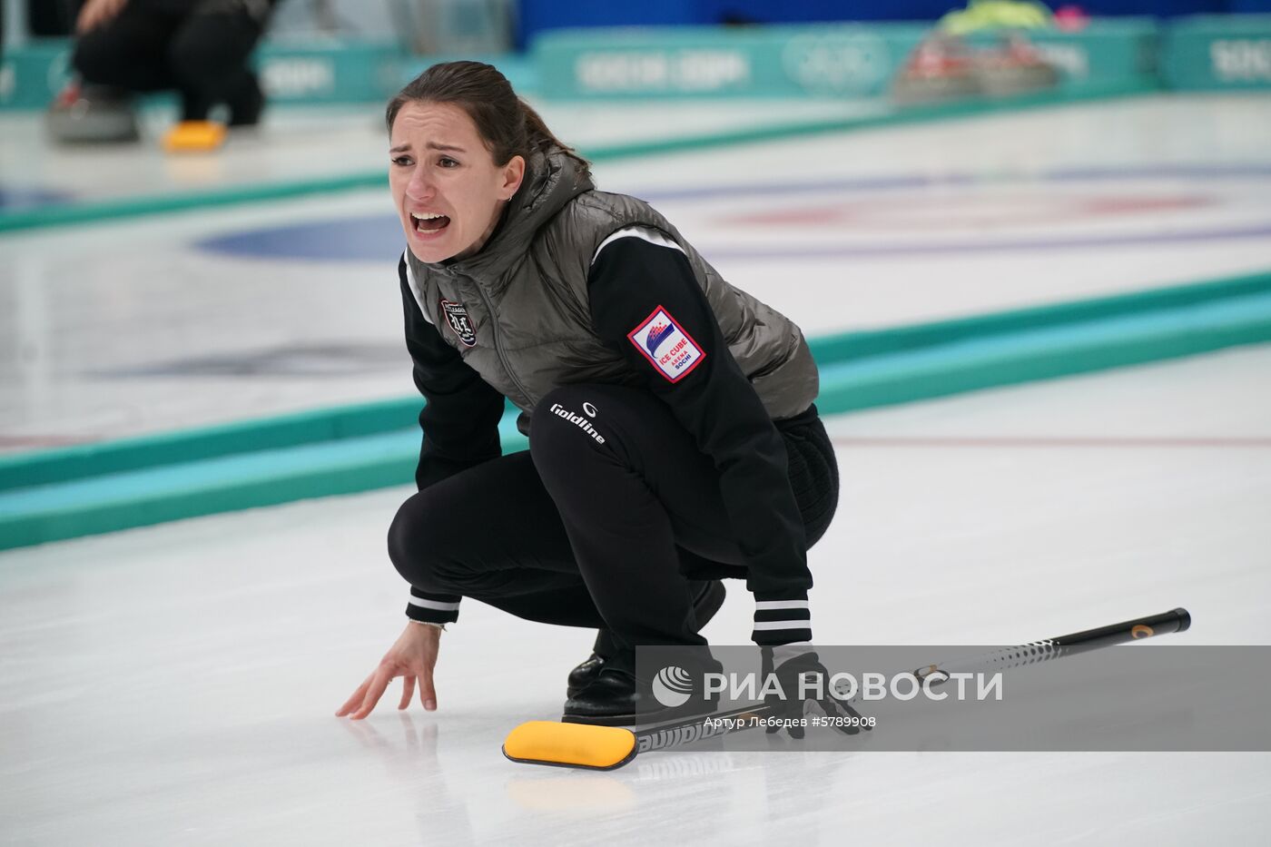 Керлинг. Отбор на чемпионаты мира 2019. Первый день 