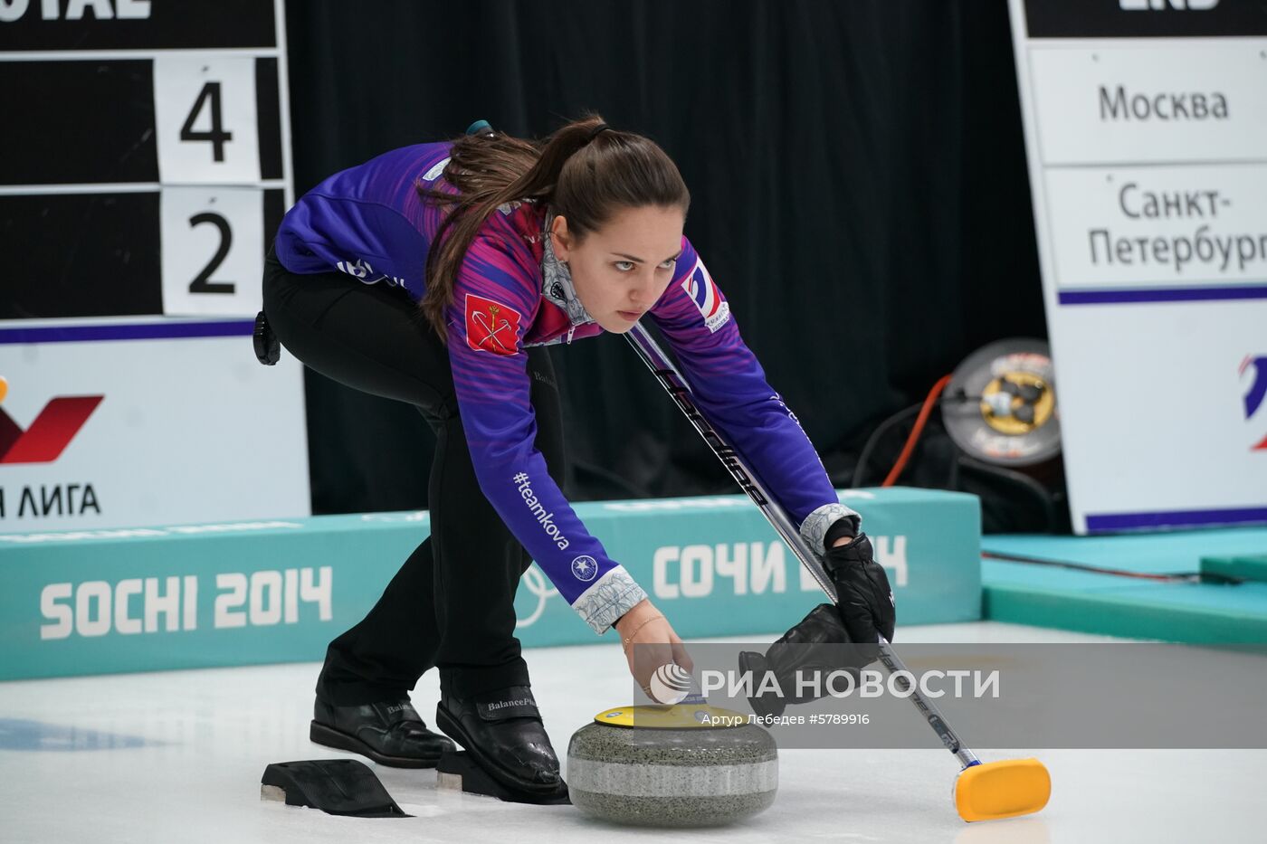 Керлинг. Отбор на чемпионаты мира 2019. Первый день 