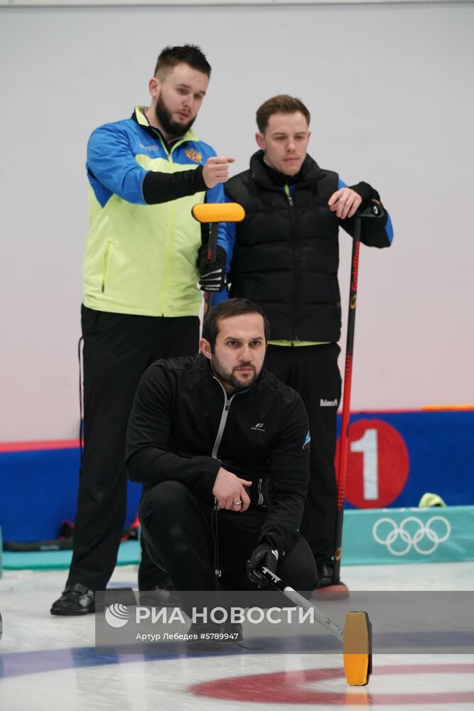 Керлинг. Отбор на чемпионаты мира 2019. Первый день 