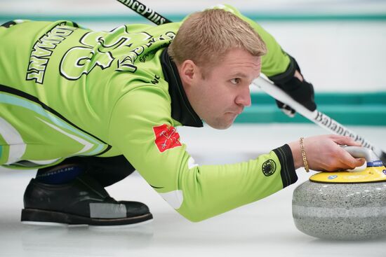 Керлинг. Отбор на чемпионаты мира 2019. Первый день 