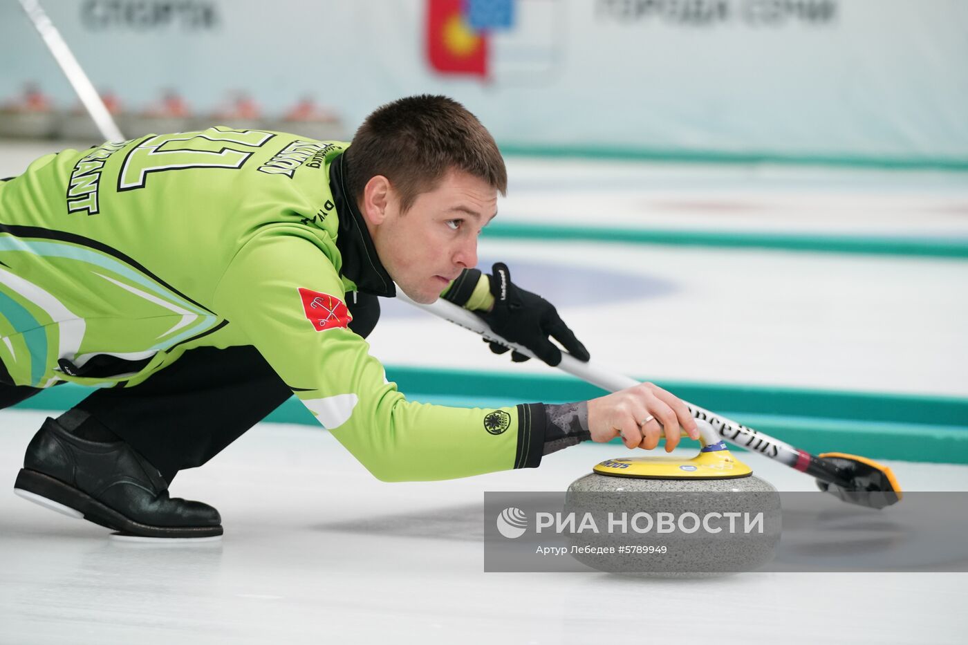 Керлинг. Отбор на чемпионаты мира 2019. Первый день 