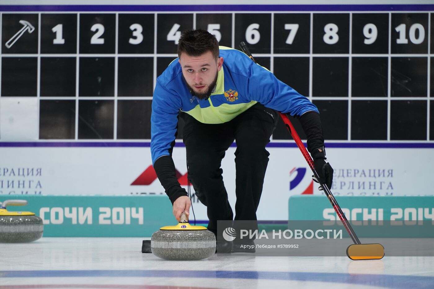 Керлинг. Отбор на чемпионаты мира 2019. Первый день 