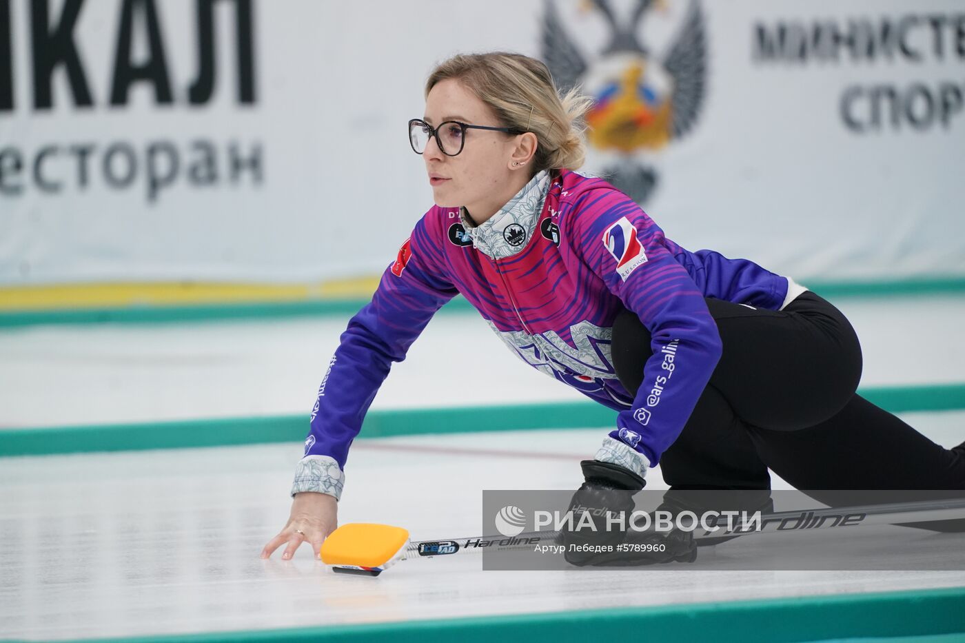 Керлинг. Отбор на чемпионаты мира 2019. Первый день 