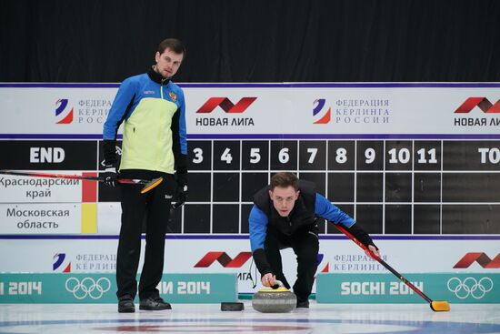 Керлинг. Отбор на чемпионаты мира 2019. Первый день 