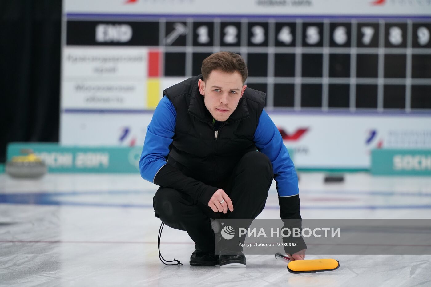 Керлинг. Отбор на чемпионаты мира 2019. Первый день 