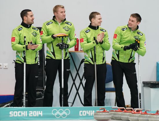 Керлинг. Отбор на чемпионаты мира 2019. Первый день 