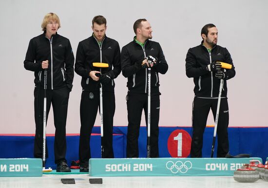 Керлинг. Отбор на чемпионаты мира 2019. Первый день 