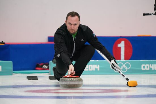 Керлинг. Отбор на чемпионаты мира 2019. Первый день 