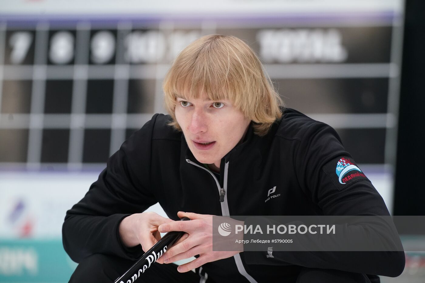 Керлинг. Отбор на чемпионаты мира 2019. Первый день 