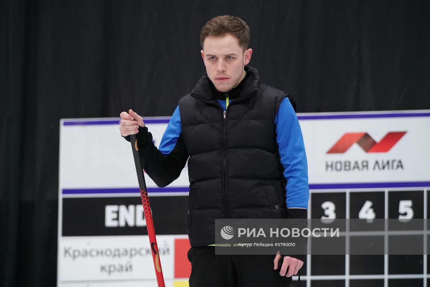 Керлинг. Отбор на чемпионаты мира 2019. Первый день 