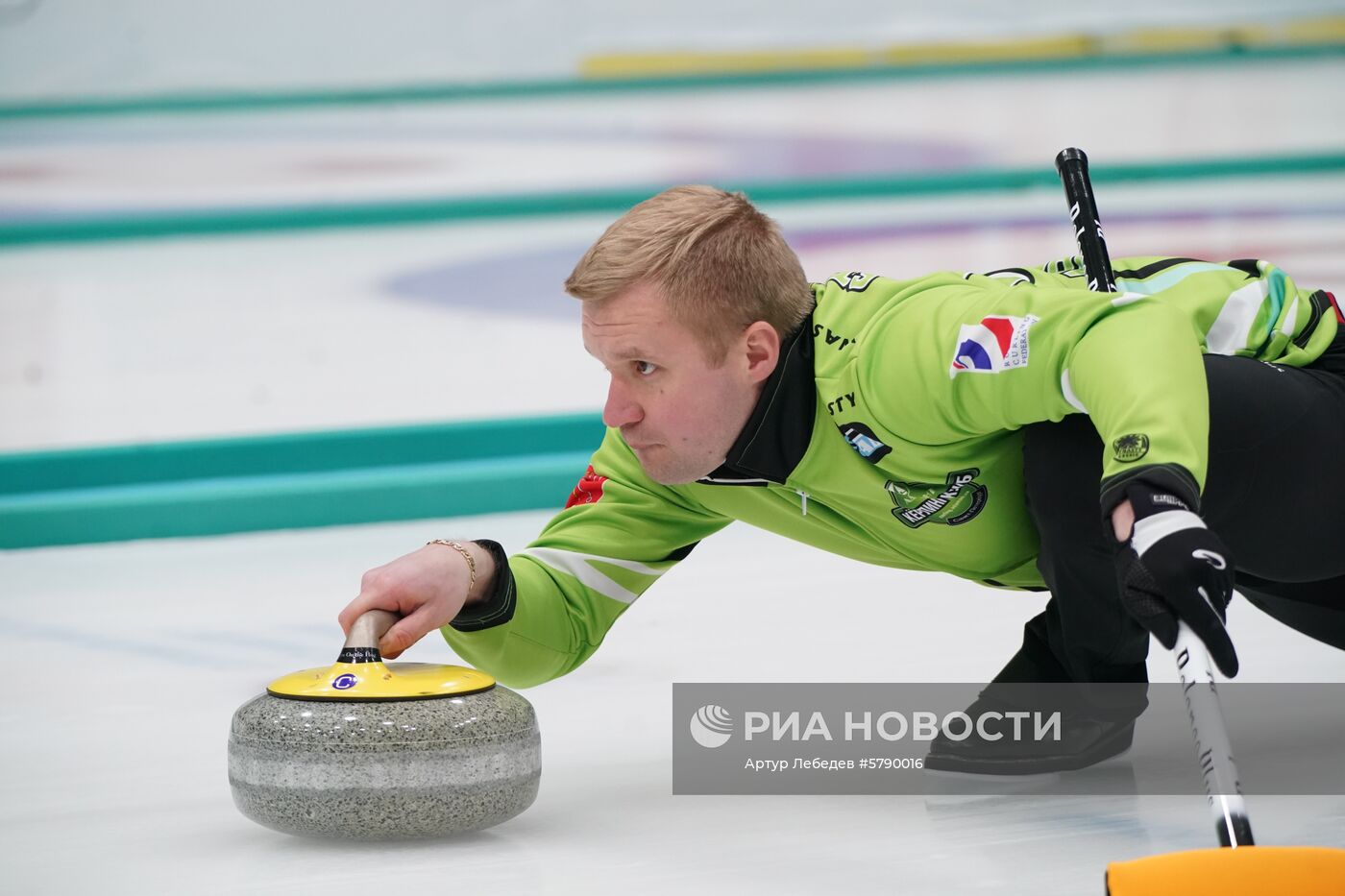 Керлинг. Отбор на чемпионаты мира 2019. Первый день 