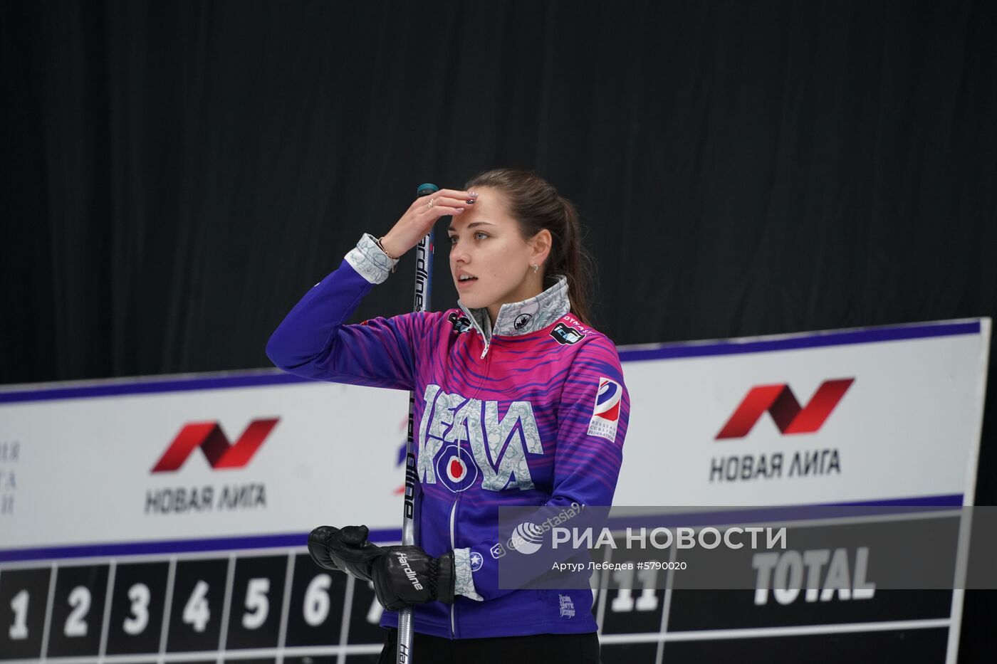 Керлинг. Отбор на чемпионаты мира 2019. Первый день 