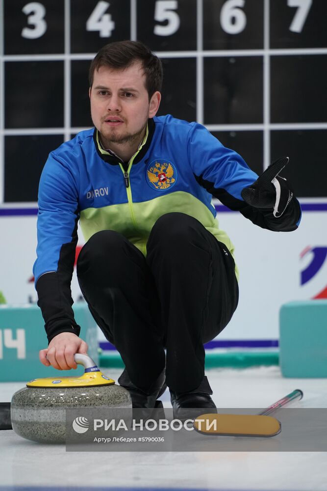 Керлинг. Отбор на чемпионаты мира 2019. Первый день 