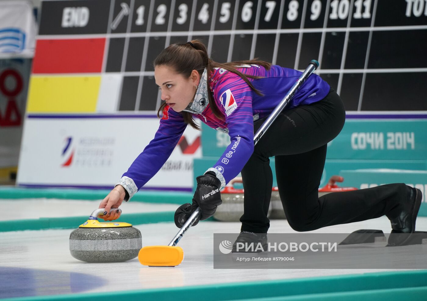 Керлинг. Отбор на чемпионаты мира 2019. Первый день 