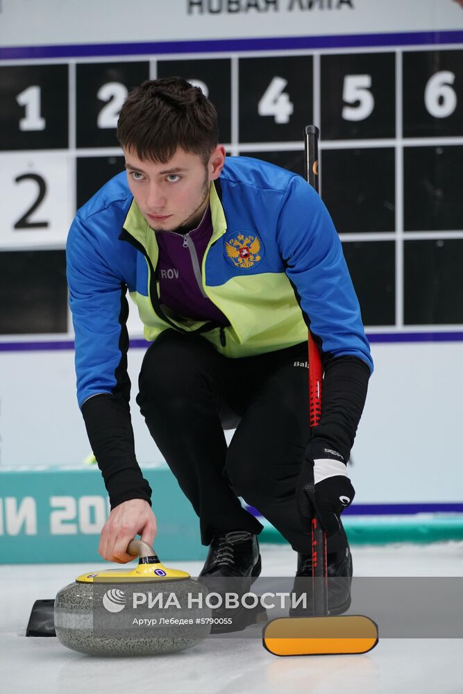 Керлинг. Отбор на чемпионаты мира 2019. Первый день 