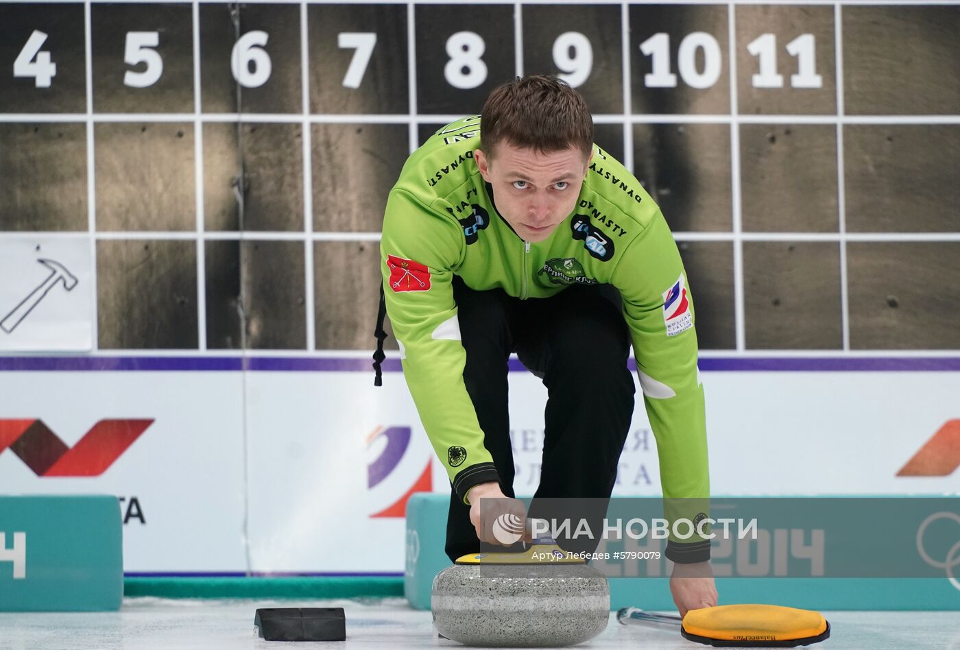 Керлинг. Отбор на чемпионаты мира 2019. Первый день 