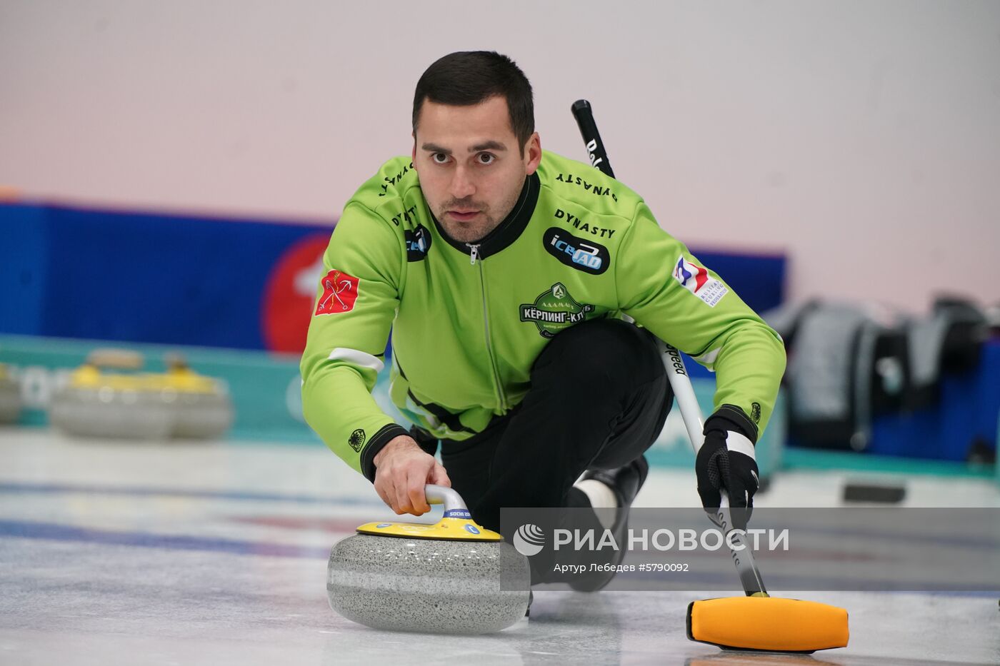 Керлинг. Отбор на чемпионаты мира 2019. Первый день 