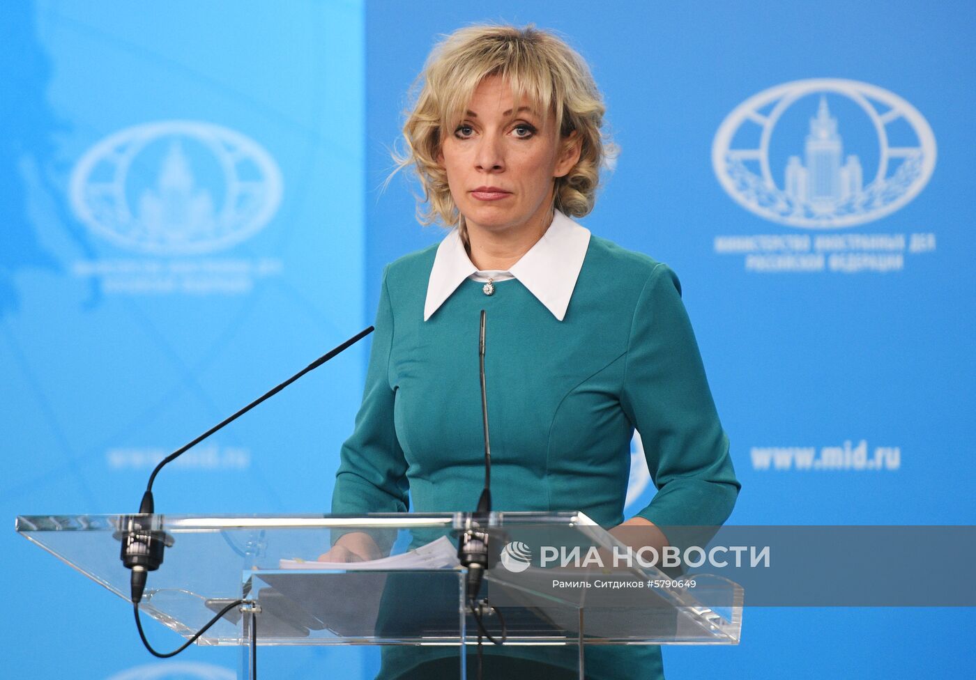 Брифинг официального представителя МИД России М. Захаровой