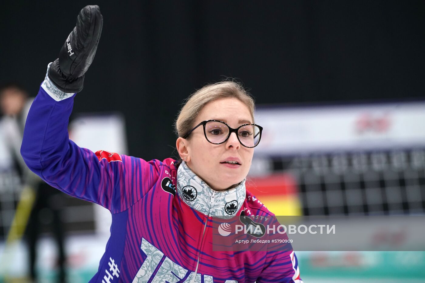 Керлинг. Отбор на чемпионаты мира 2019. Второй день