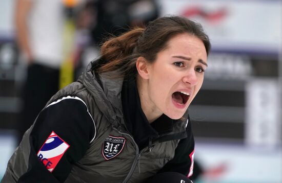 Керлинг. Отбор на чемпионаты мира 2019. Второй день