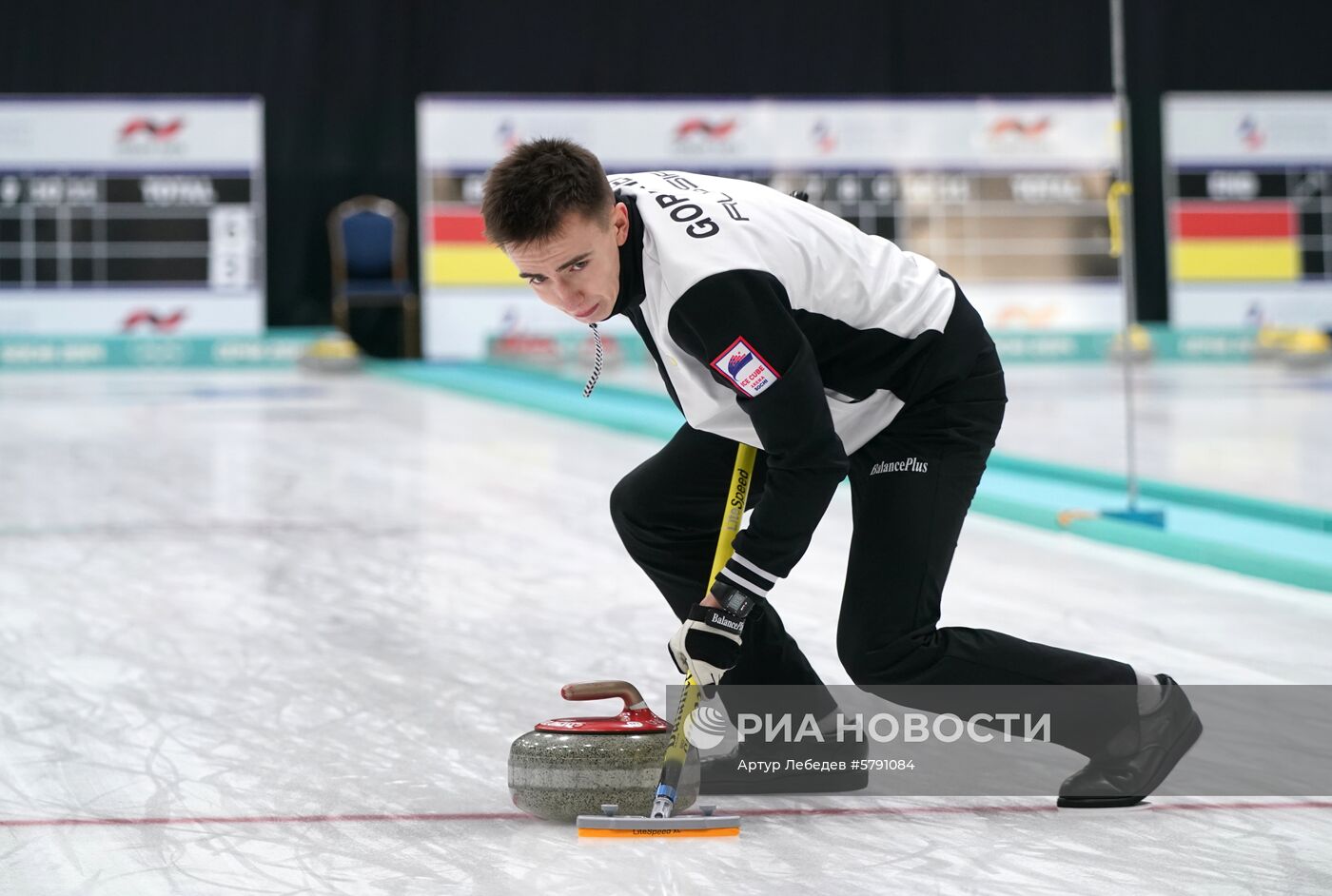 Керлинг. Отбор на чемпионаты мира 2019. Второй день