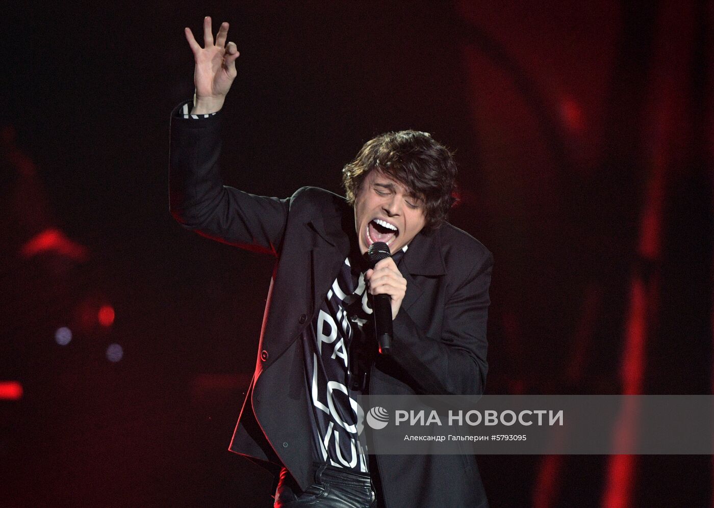 Фестиваль "Песня года - 2019" в Санкт-Петербурге